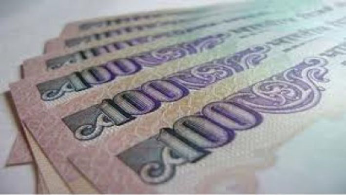 Rupee strengthens by 11 paise against Dollar