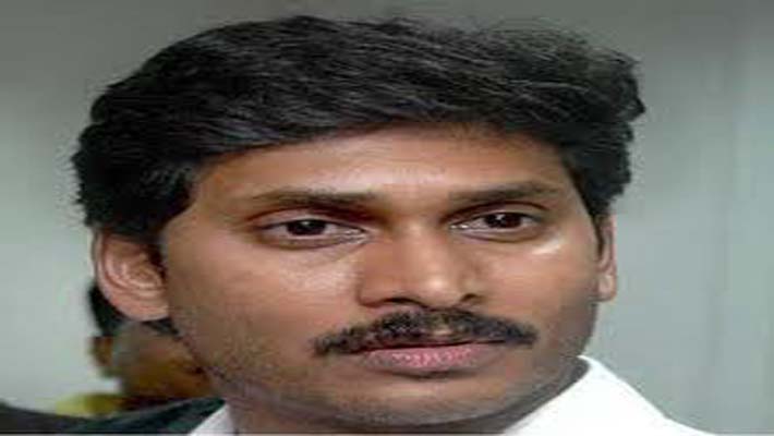 Jagan Reddy resigns as MP over AP split; his mother quits Assembly