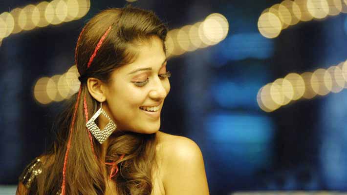 Why Nayantara laughing at ‘Chennai Express’??