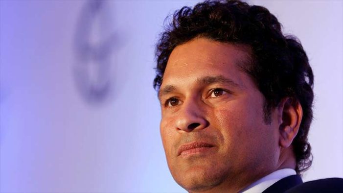 Tendulkar undergoes knee surgery in London