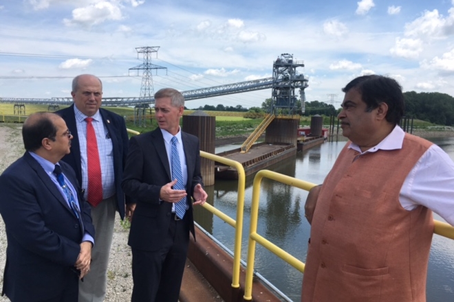 Gadkari tours Mississippi’s inland waterways system