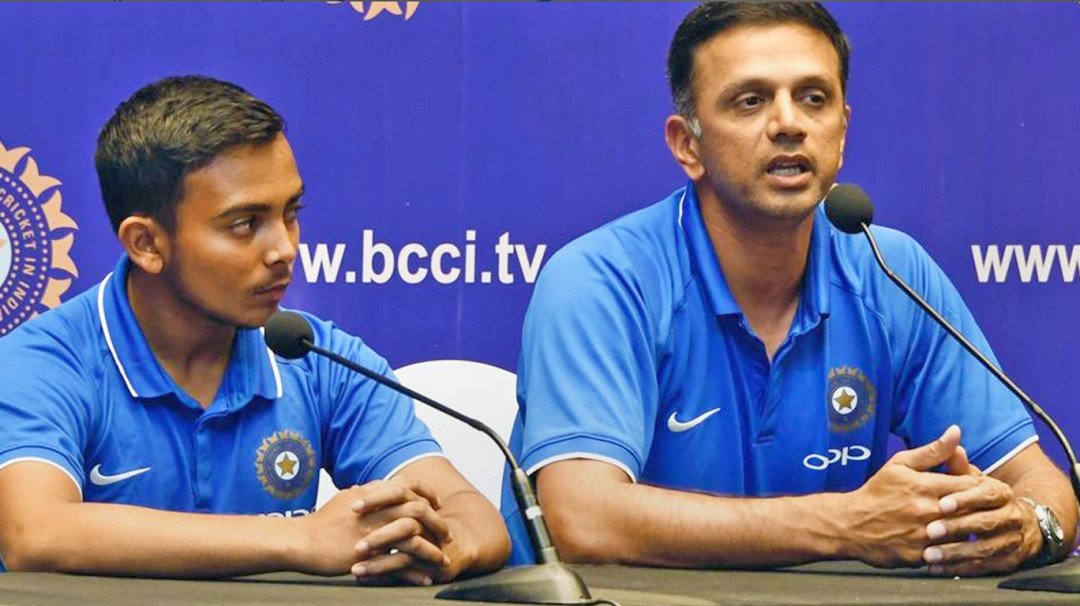 Rahul Dravid unhappy with him getting more cash prize than players, support staff