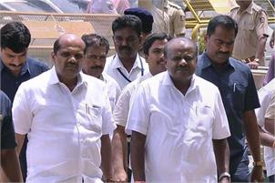 Ktk CM Kumaraswamy to seek trust vote, asks Speaker to fix time