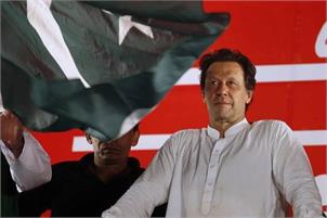 Pak PM Khan faces protests by religious and ethnic minorities during first US visit