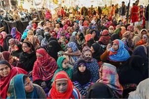 Police vacate protesters at Shaheen Bagh amid coronavirus outbreak