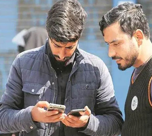 4G ban to be lifted from 2 J&K districts on trial basis after Aug 15: Centre tells SC