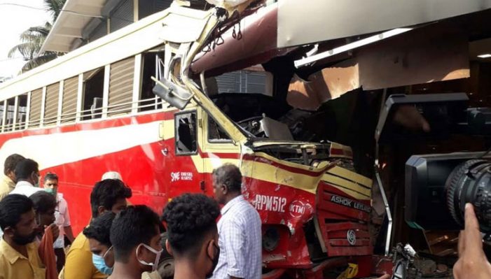 2 killed after KSRTC bus hits scooter, rams into shop in Thiruvalla